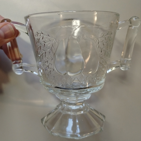 Jeannette Baltimore Pear Cream & Sugar set - Picture 6 of 11